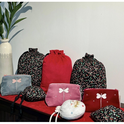 Dragonfly embroidered velvet bag/VN01.4