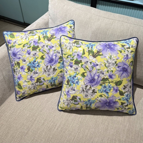 Sunlit Flora Pillow/GH01
