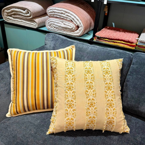 Golden Lace Meadow Pillow/GH06